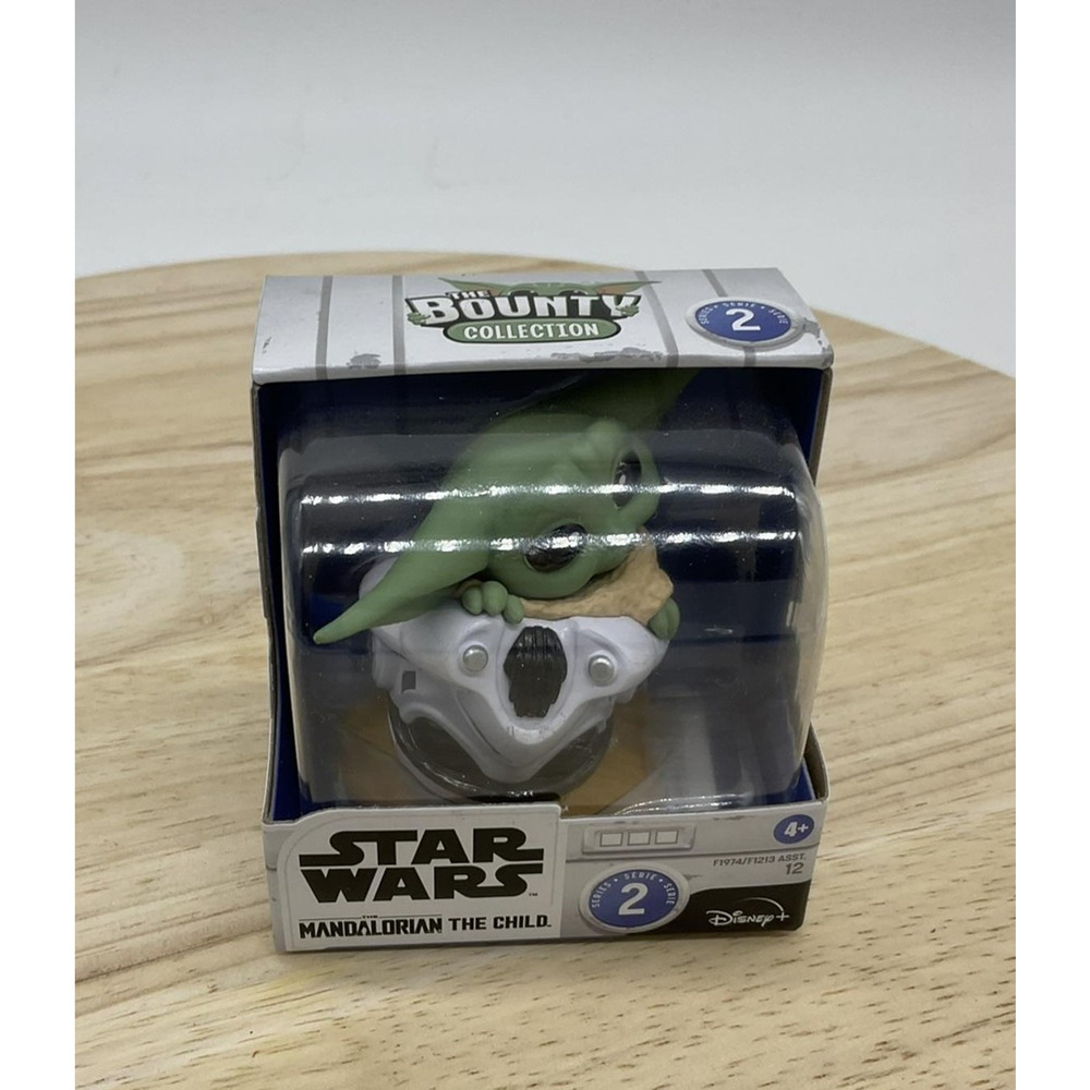 Star Wars Bounty Collection Series 2 Grogu The Child Figure #12 Helmet‎ Hasbro